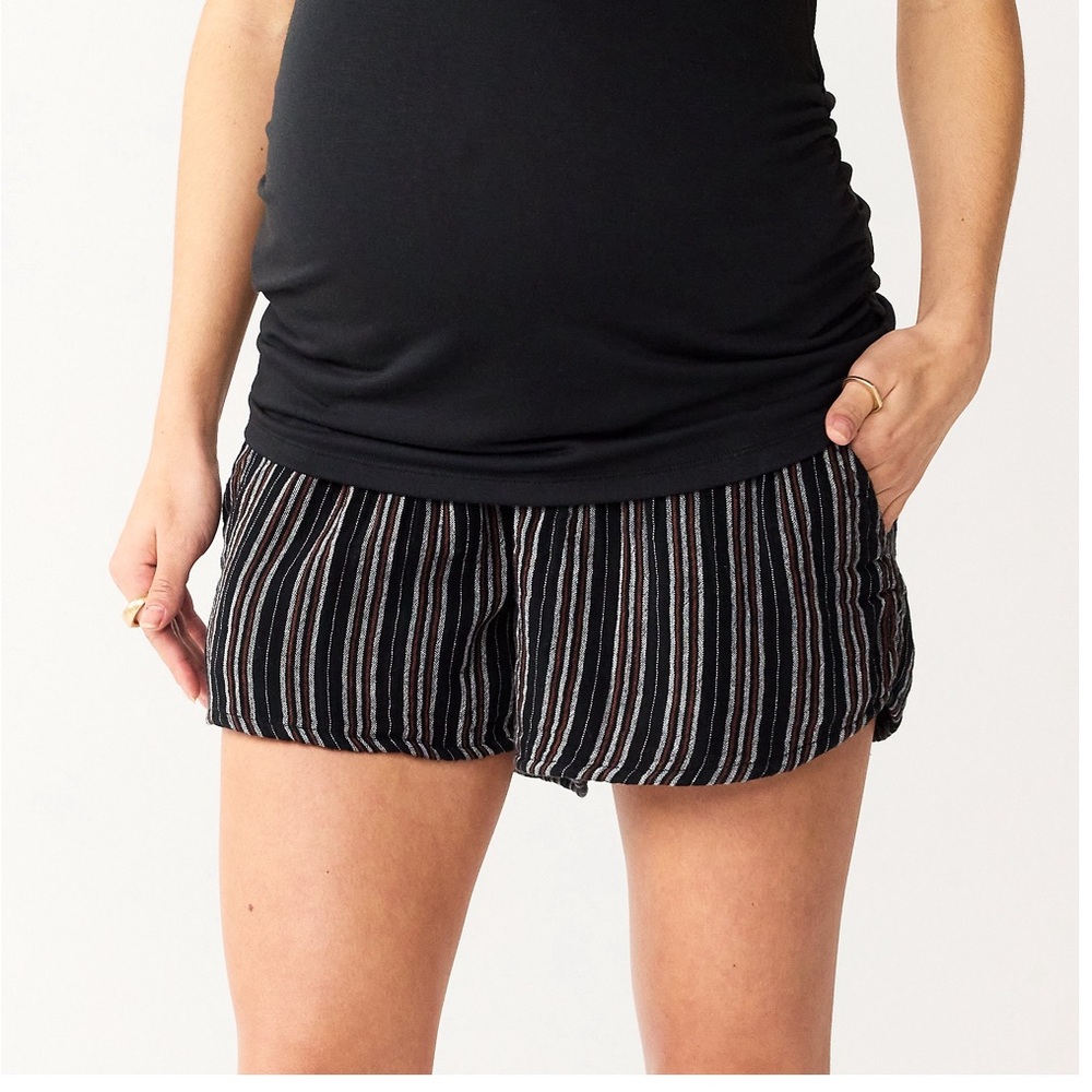 NWT 🎉HP🎉 Sonoma Maternity Striped Shorts